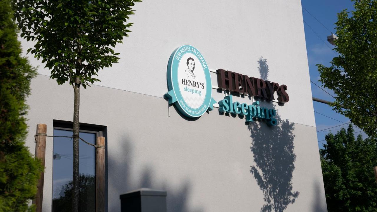 Henrys Sleeping Am Augsburger Eiskanal Εξωτερικό φωτογραφία