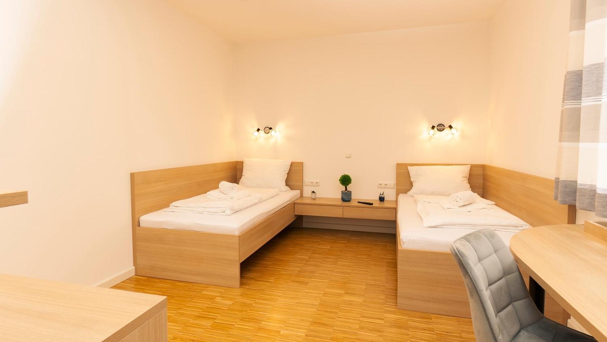 Henrys Sleeping Am Augsburger Eiskanal Εξωτερικό φωτογραφία
